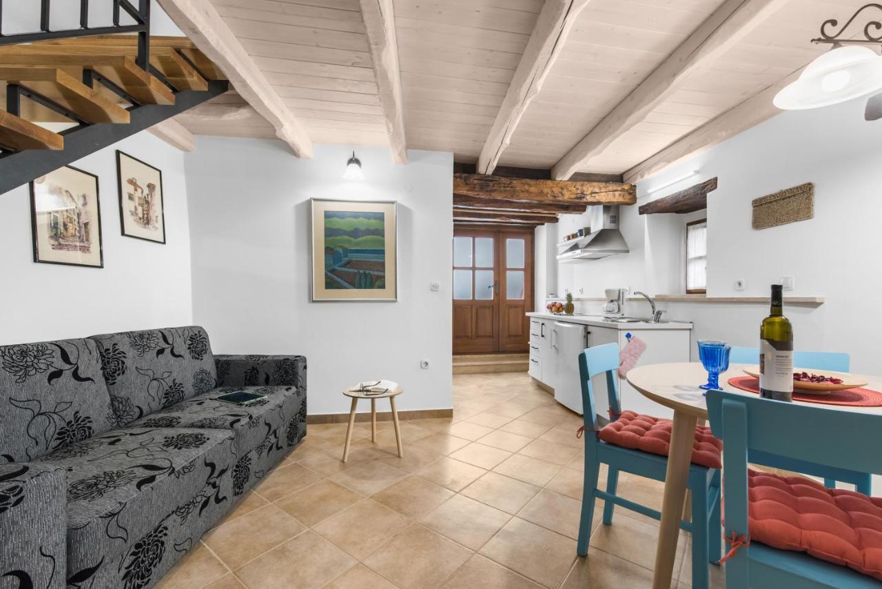 Picturesque Apartment San Rocco 1 Pićan Eksteriør billede