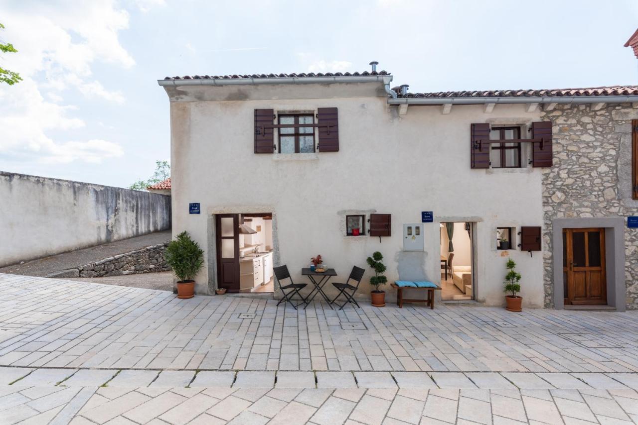Picturesque Apartment San Rocco 1 Pićan Eksteriør billede