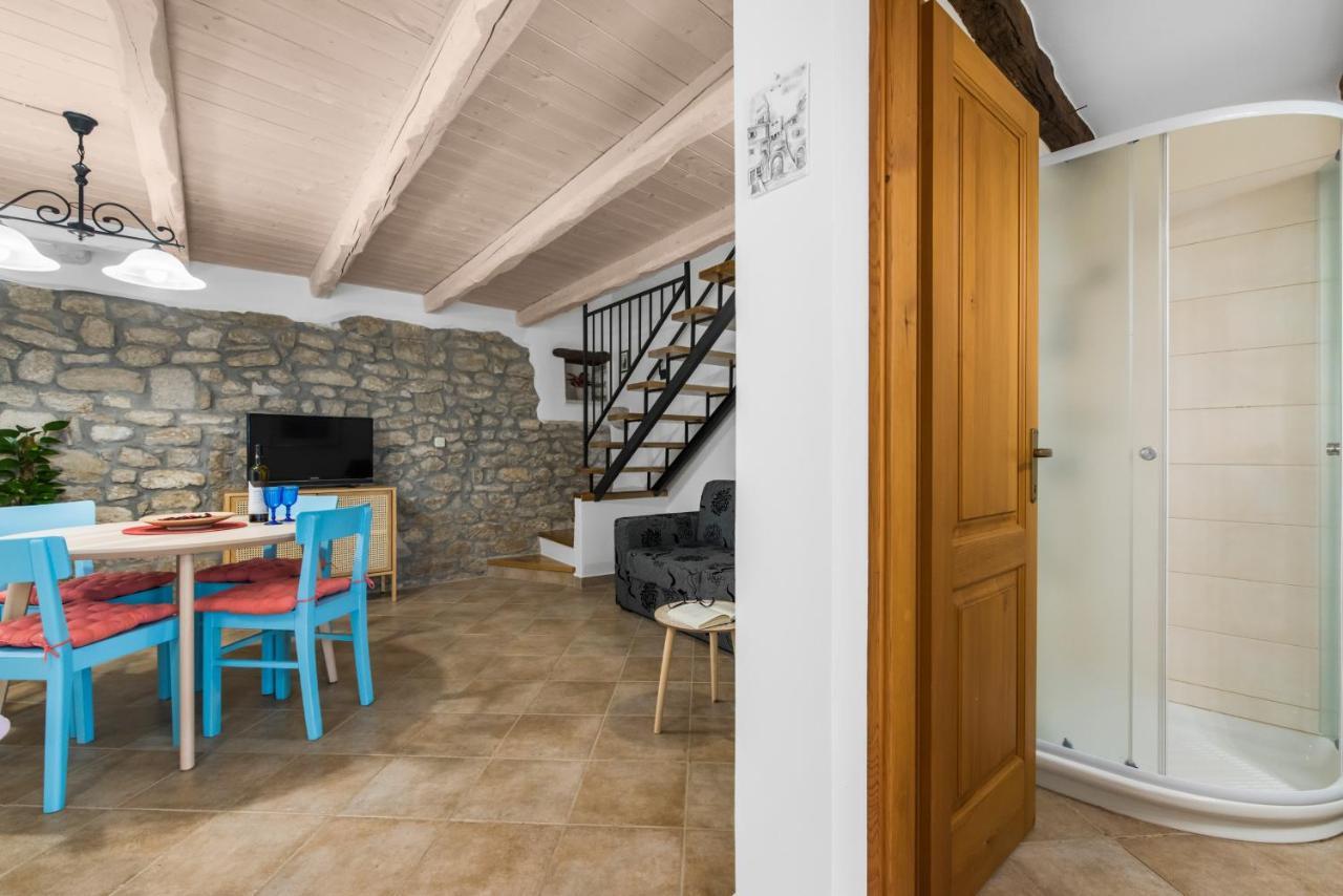 Picturesque Apartment San Rocco 1 Pićan Eksteriør billede