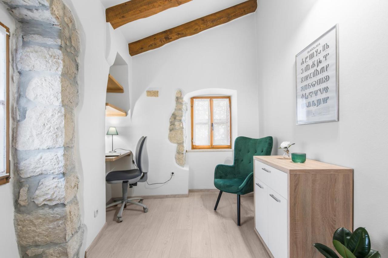 Picturesque Apartment San Rocco 1 Pićan Eksteriør billede